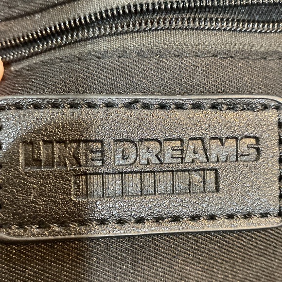 NWOT LIKE DREAMS SLING PACK - Picture 5 of 5